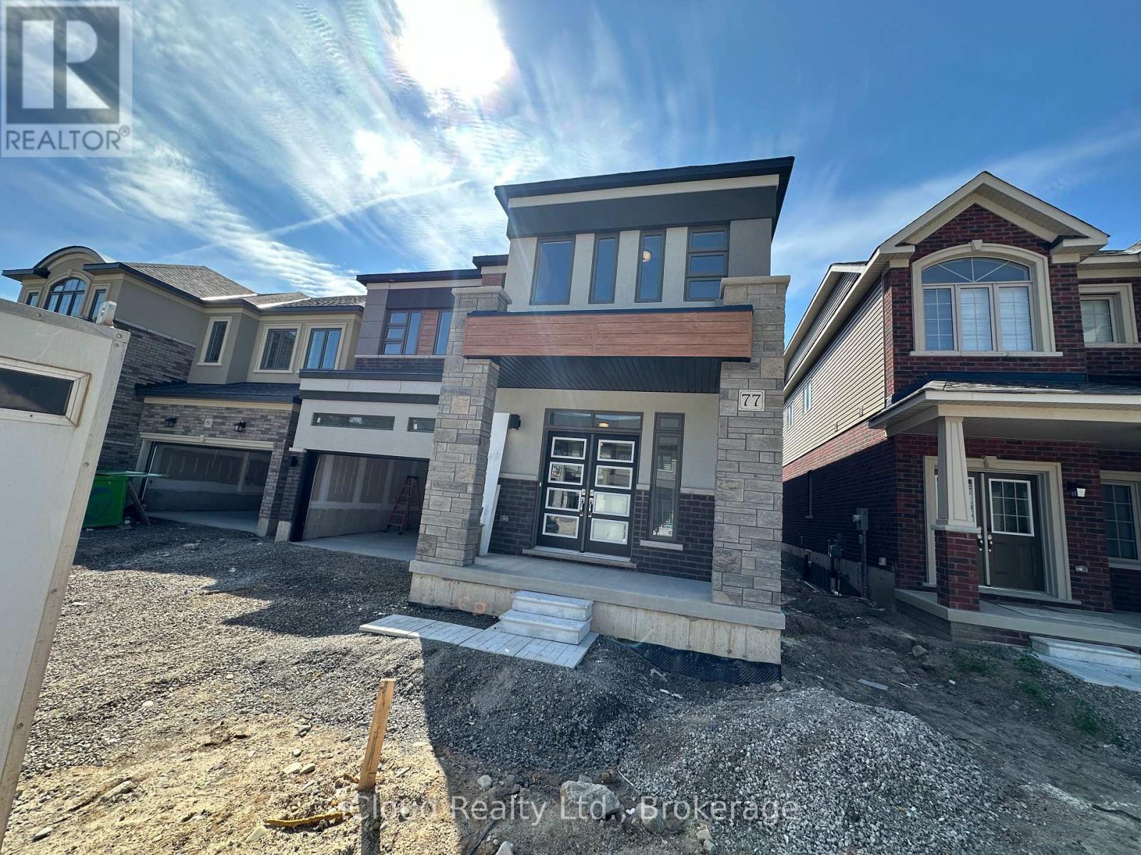 77 Mckernan Avenue, Brantford, Ontario  N3V 0C1 - Photo 2 - X12452966