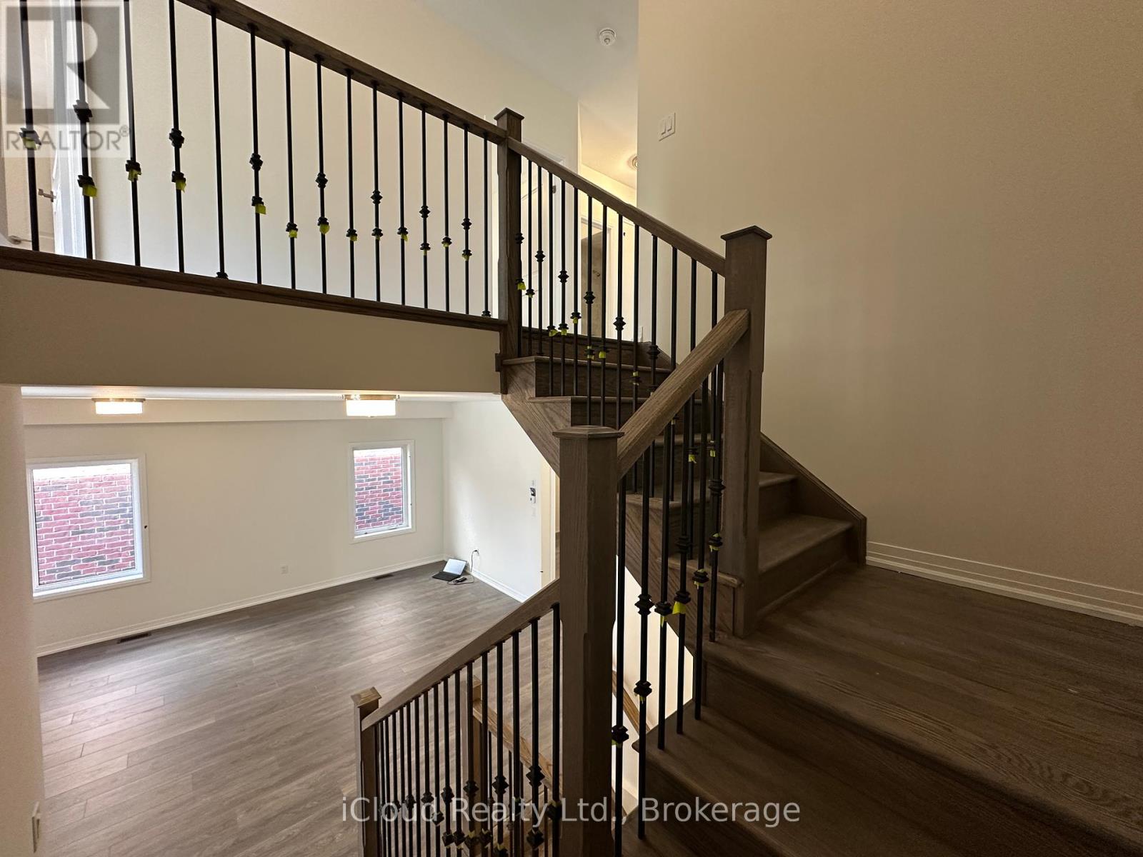 77 Mckernan Avenue, Brantford, Ontario  N3V 0C1 - Photo 21 - X12452966