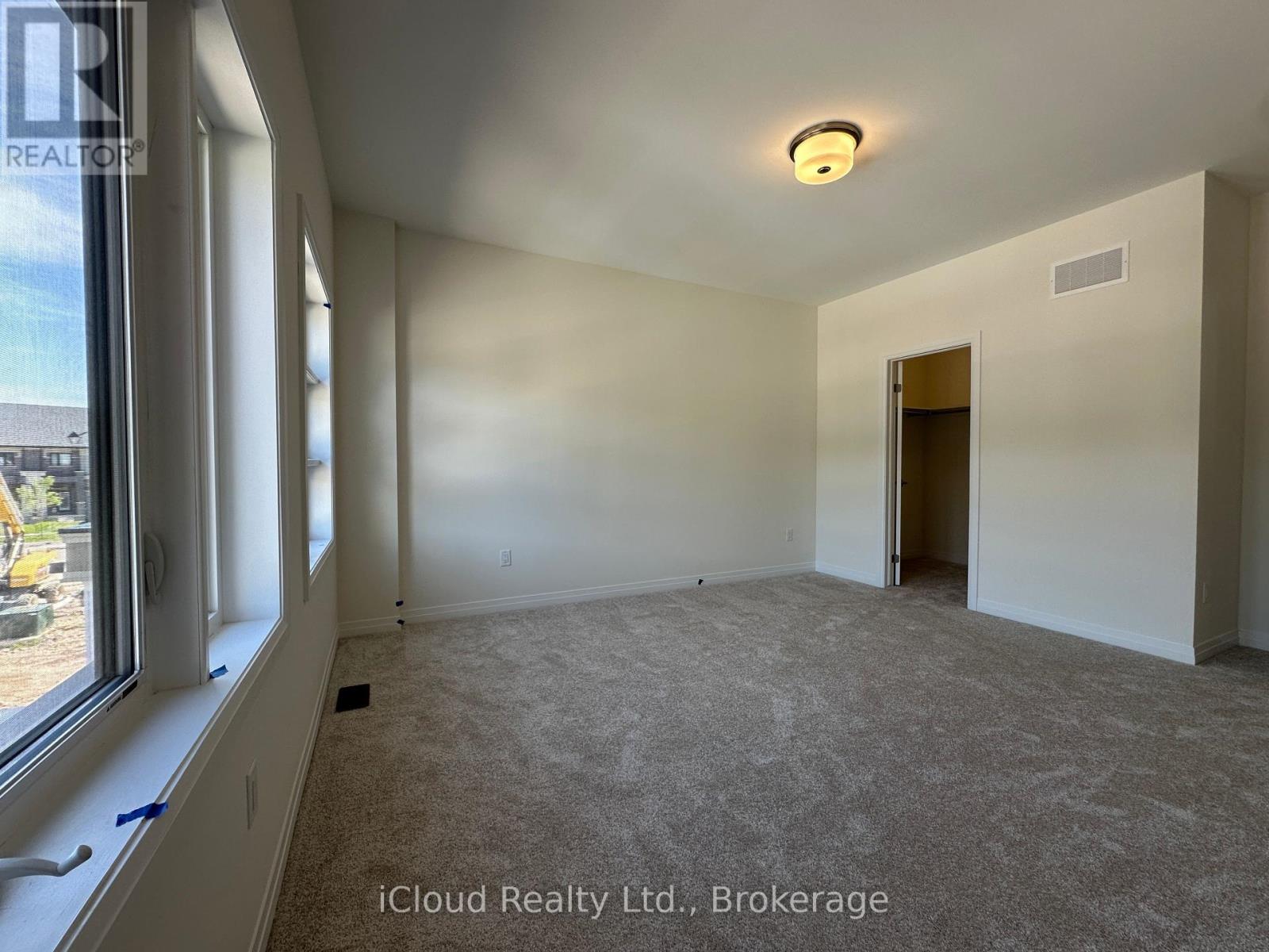 77 Mckernan Avenue, Brantford, Ontario  N3V 0C1 - Photo 35 - X12452966