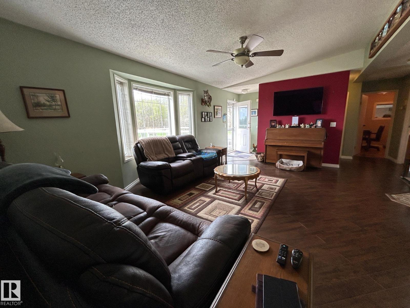 61101 Rge Rd 261, Rural Westlock County, Alberta  T7P 2P4 - Photo 10 - E4455796