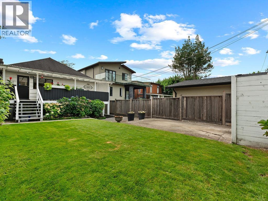 2865 W 33rd Avenue, Vancouver, British Columbia  V6N 2G3 - Photo 2 - R3045793