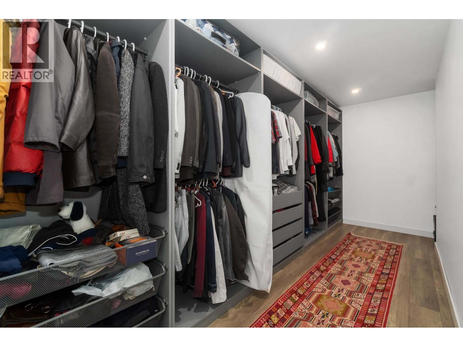 637 Alpine Court, North Vancouver, British Columbia  V7R 2L7 - Photo 16 - R3056813