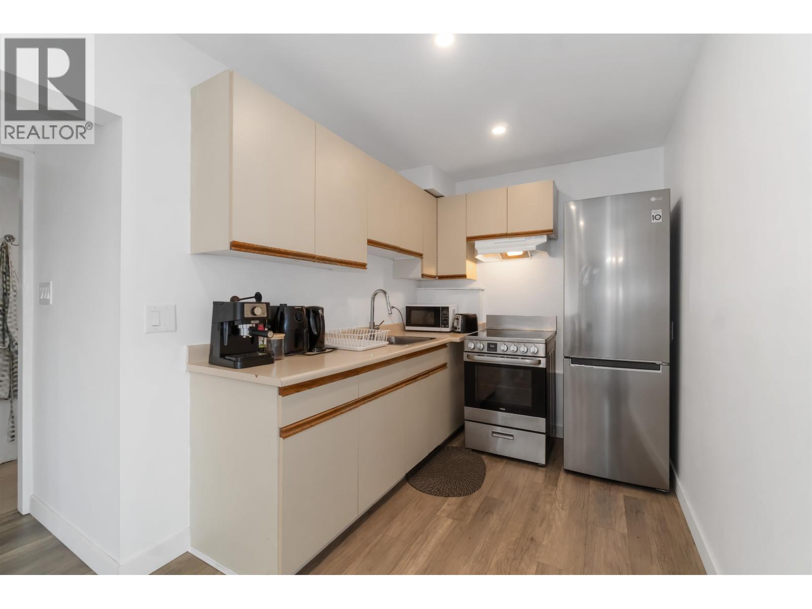 637 Alpine Court, North Vancouver, British Columbia  V7R 2L7 - Photo 25 - R3056813