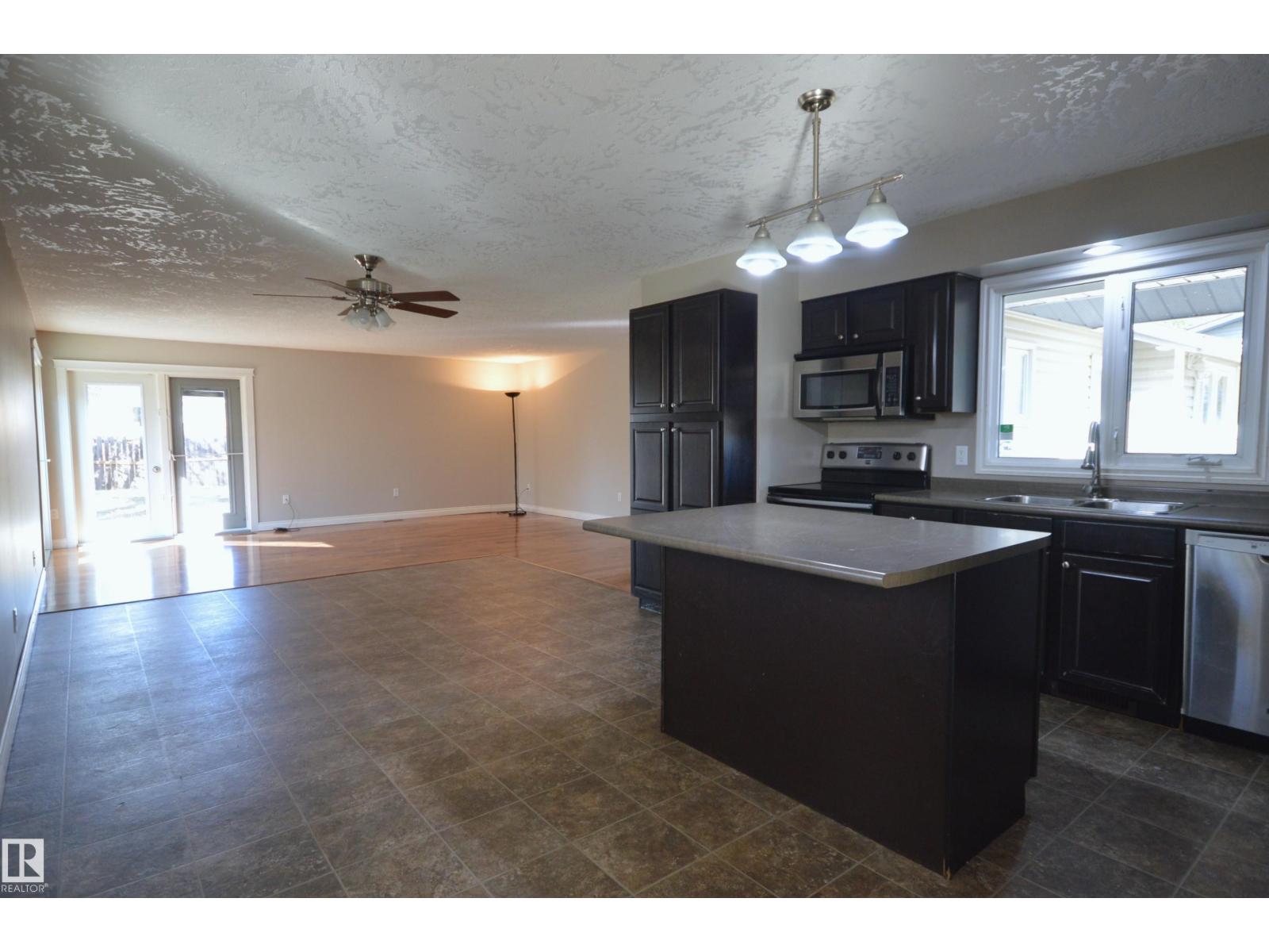 4308 44 St, Bonnyville Town, Alberta  T9N 1R9 - Photo 12 - E4461386
