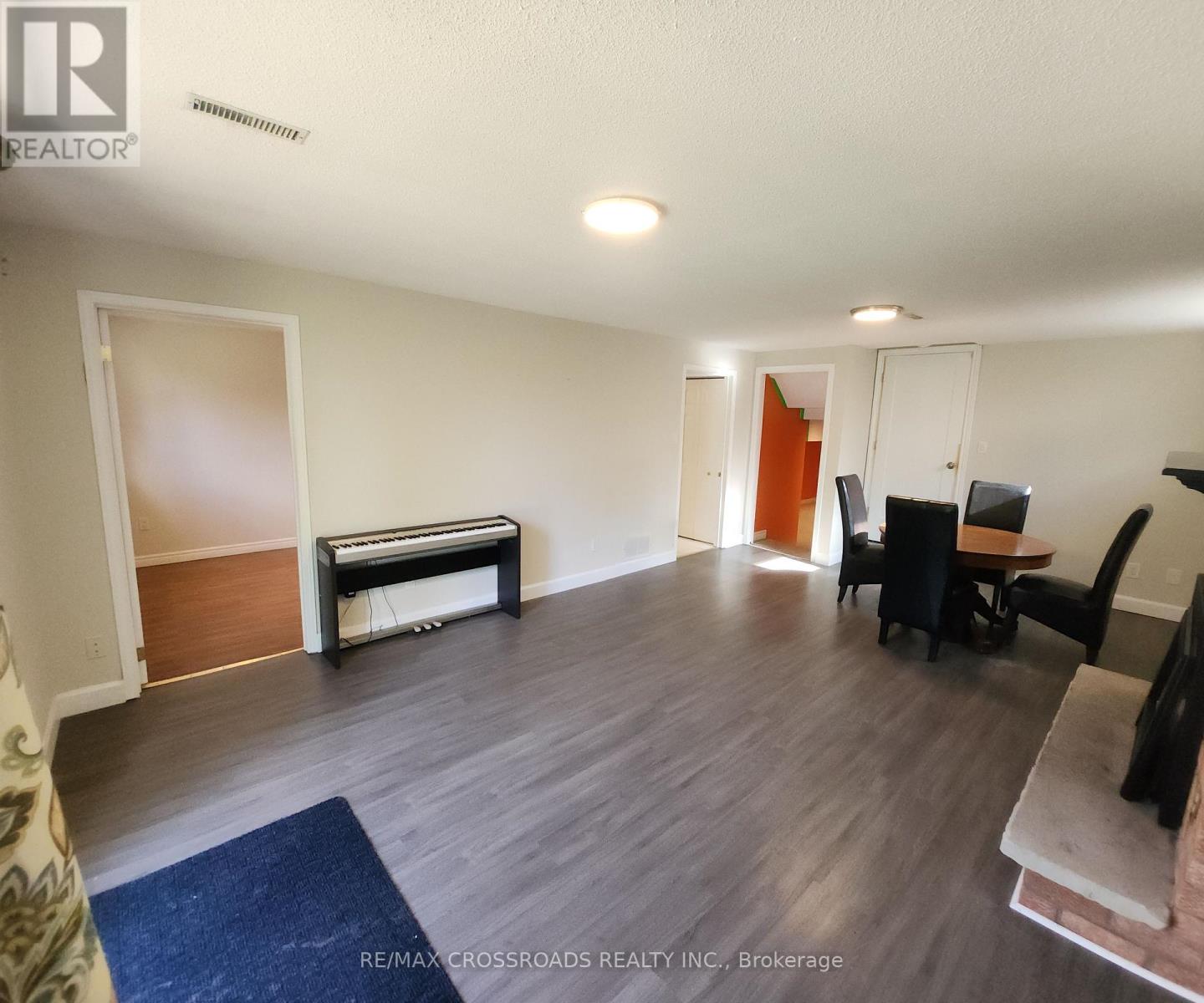 304 Orsi Avenue, Bradford West Gwillimbury, Ontario  L3Z 1B7 - Photo 8 - N12290382