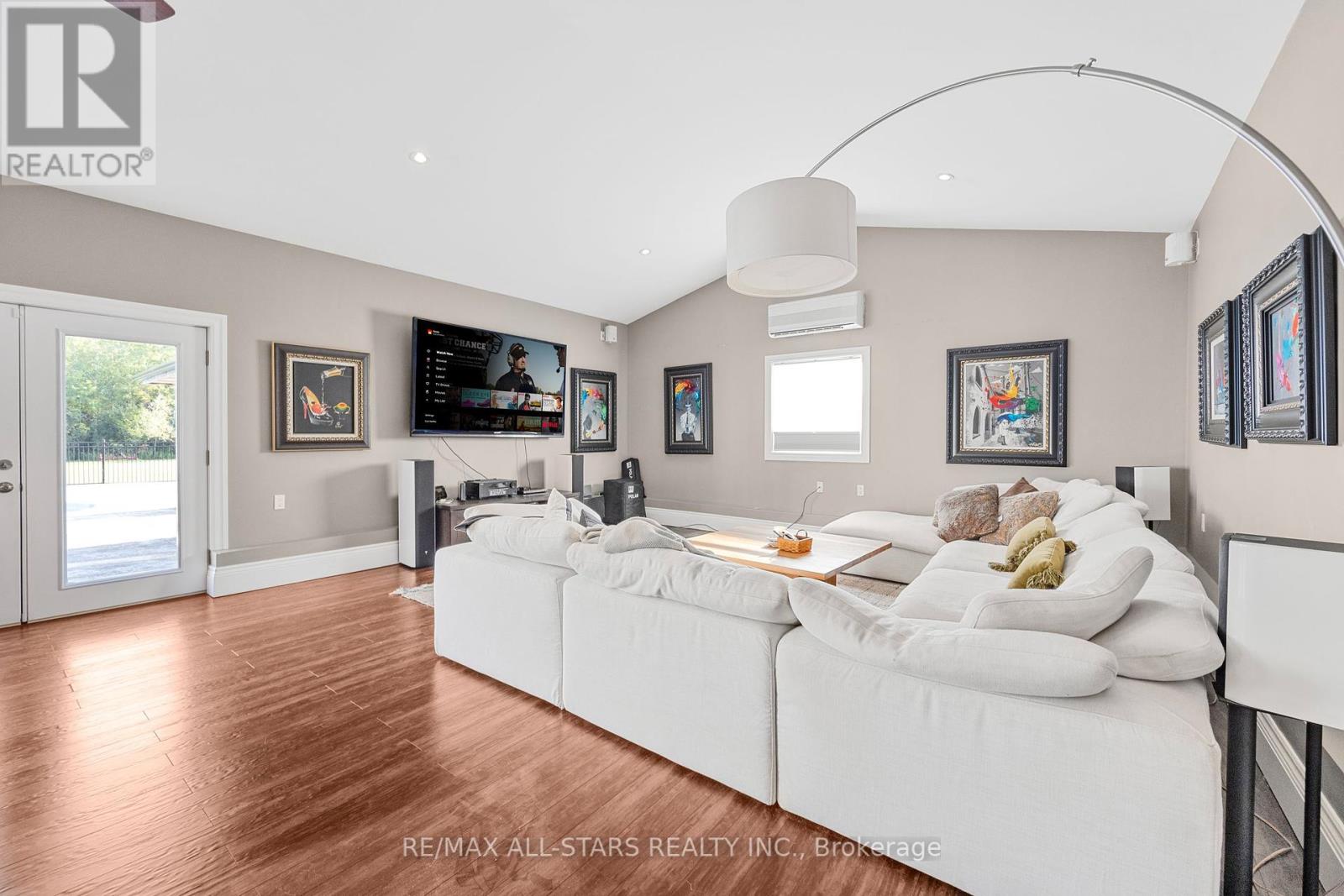 25956 Mccowan Road, Georgina, Ontario  L0E 1R0 - Photo 18 - N12452947