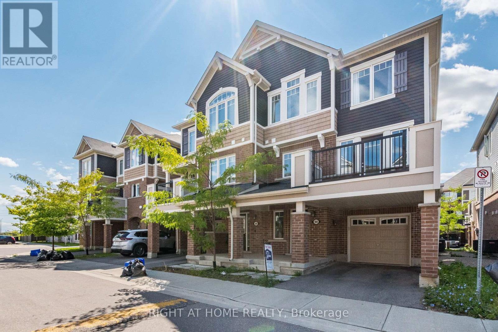 98 - 1000 Asleton Boulevard, Milton, Ontario  L9T 9L4 - Photo 2 - W12303698