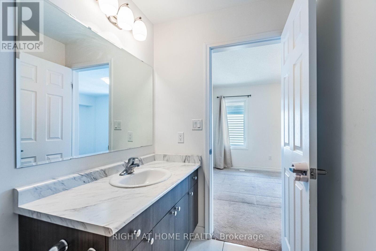 98 - 1000 Asleton Boulevard, Milton, Ontario  L9T 9L4 - Photo 25 - W12303698