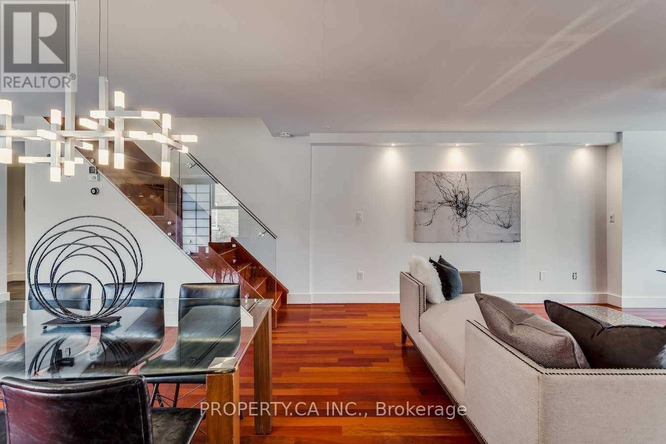 403 - 349 St Clair Avenue W, Toronto, Ontario  M5P 1N3 - Photo 14 - C12453025