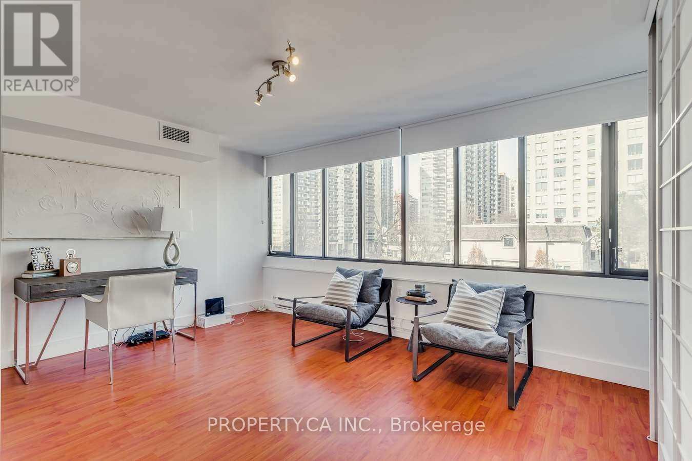 403 - 349 St Clair Avenue W, Toronto, Ontario  M5P 1N3 - Photo 31 - C12453025