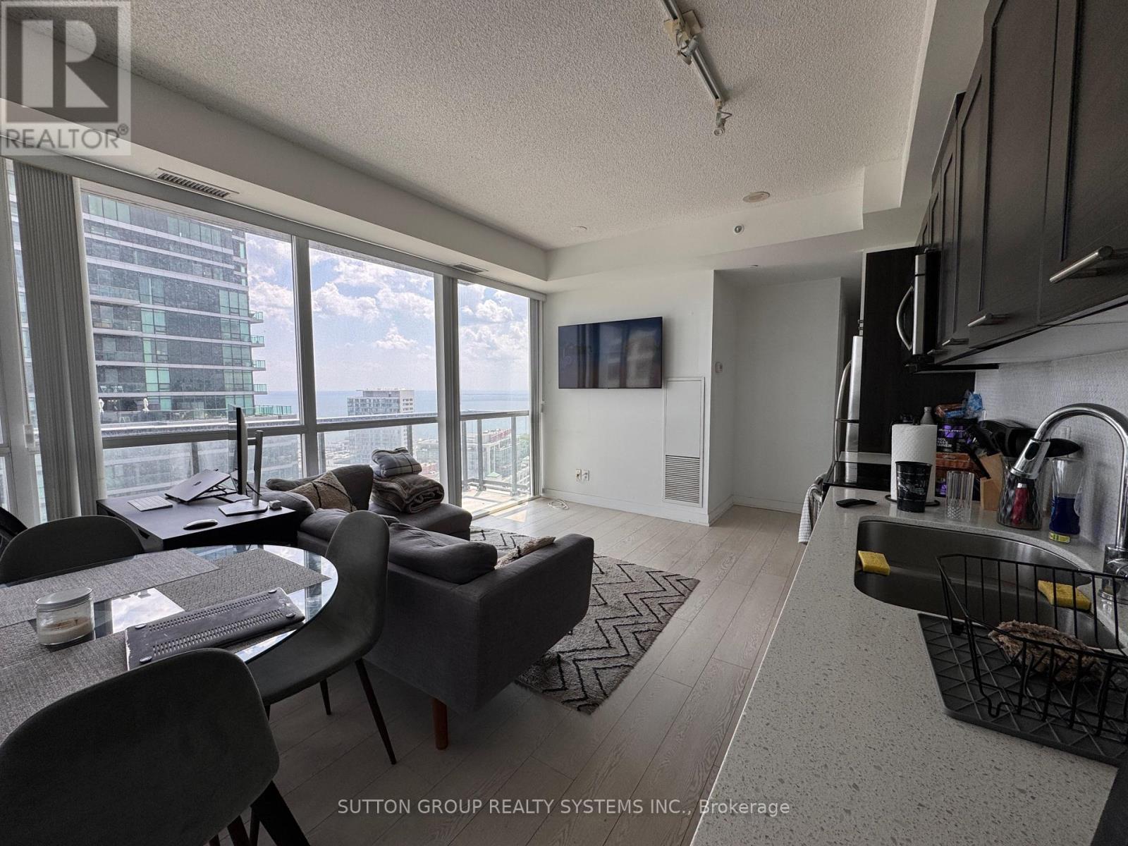2908 - 20 Bruyeres Mews, Toronto, Ontario  M5V 0G8 - Photo 3 - C12453034