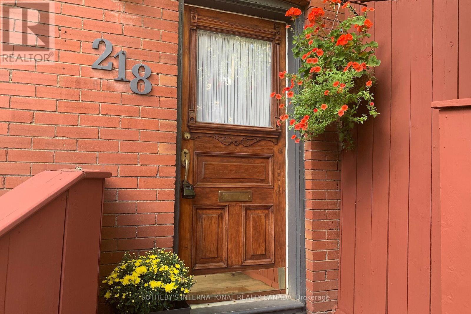 218 De Grassi Street, Toronto, Ontario  M4M 2K5 - Photo 18 - E12452985