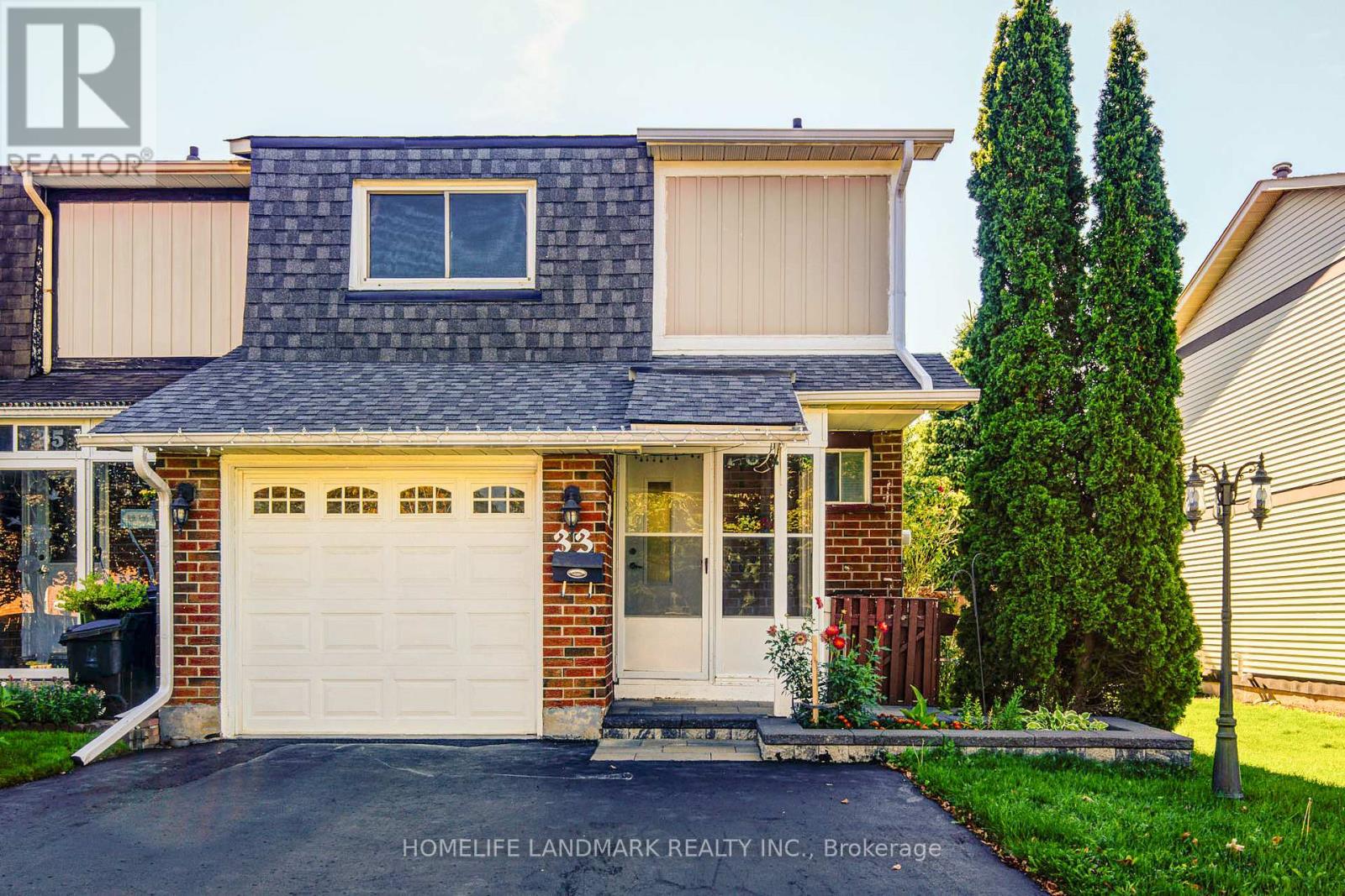 33 PHALEN CRESCENT, Toronto, Ontario