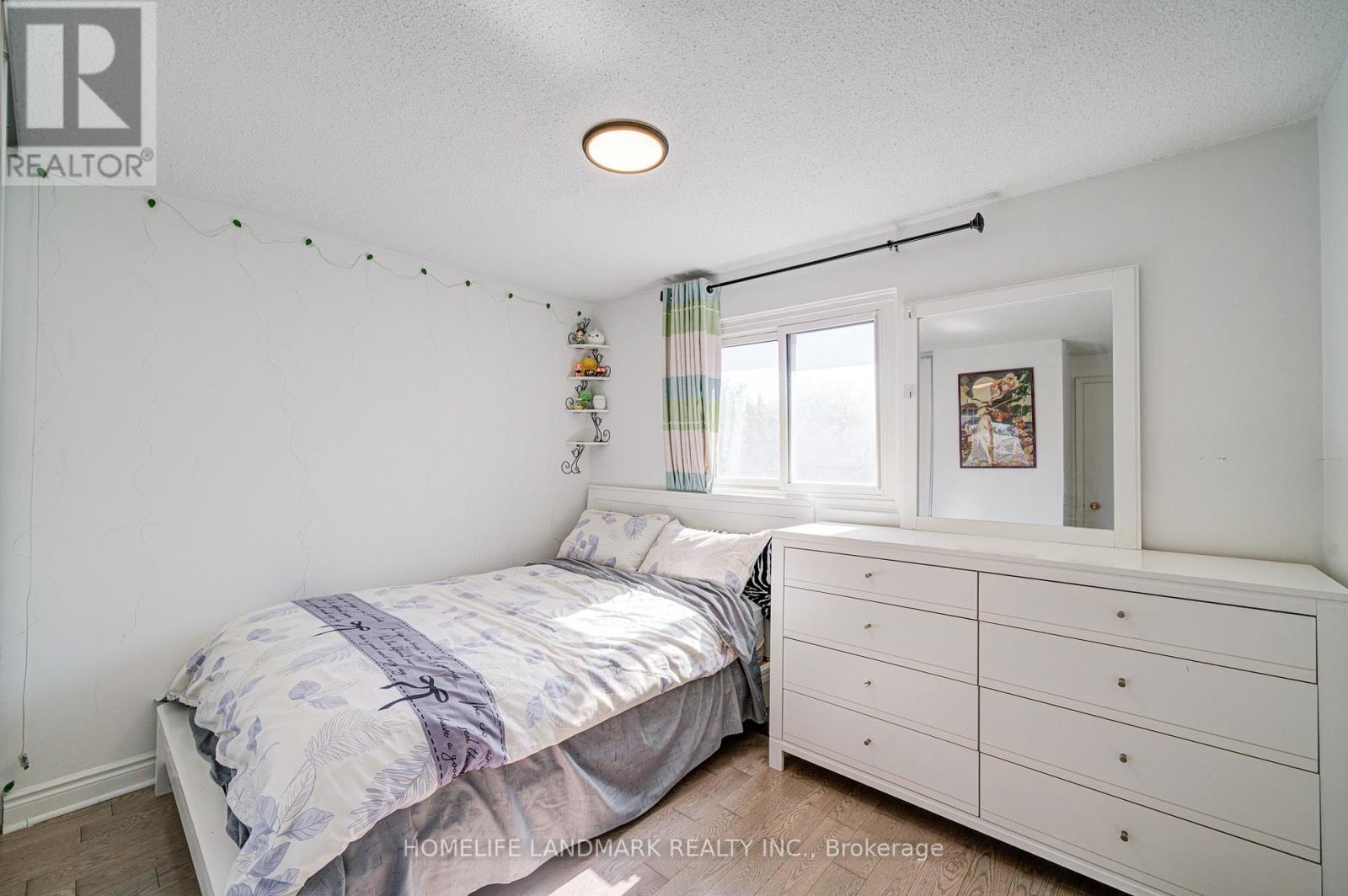 33 Phalen Crescent, Toronto, Ontario  M1V 1Y5 - Photo 12 - E12453000