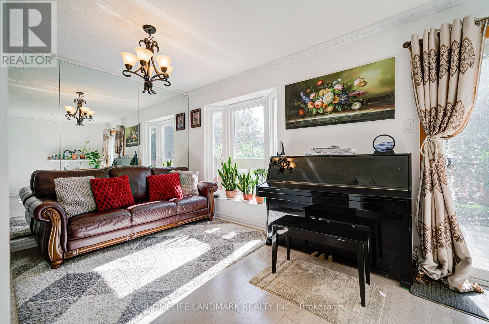 33 Phalen Crescent, Toronto, Ontario  M1V 1Y5 - Photo 5 - E12453000