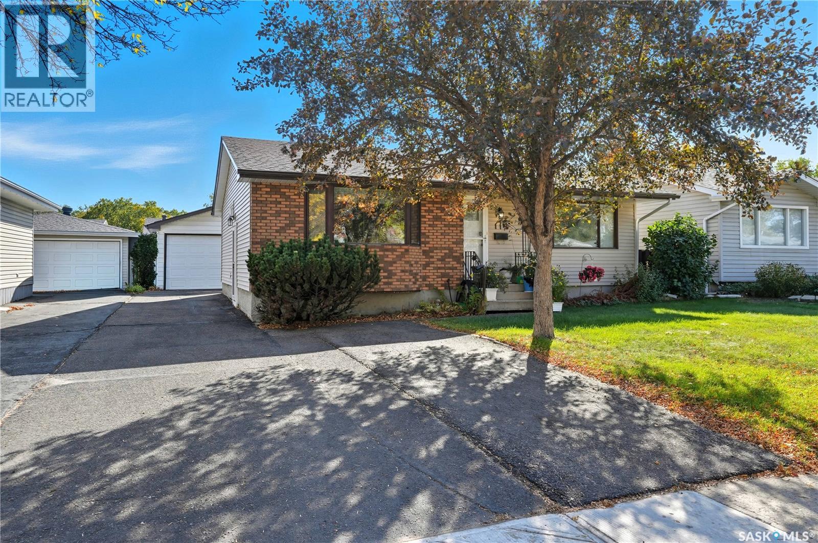 119 Hammond ROAD, Regina, Saskatchewan