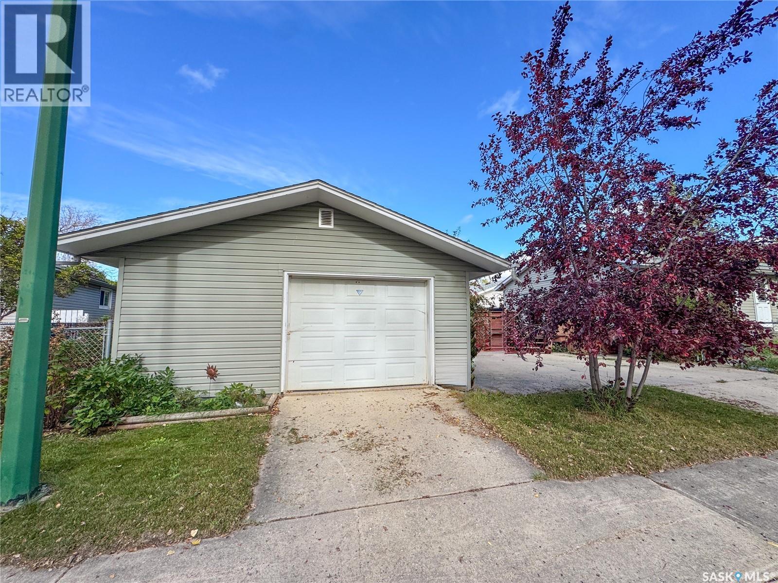 165 Macdowall Crescent, Prince Albert, Saskatchewan  S6V 6N4 - Photo 22 - SK020322