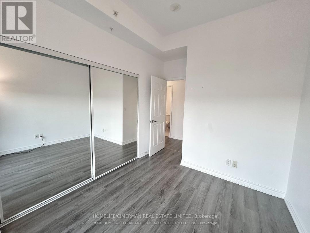 725 - 11611 Yonge Street, Richmond Hill, Ontario  L4E 3N8 - Photo 9 - N12452992