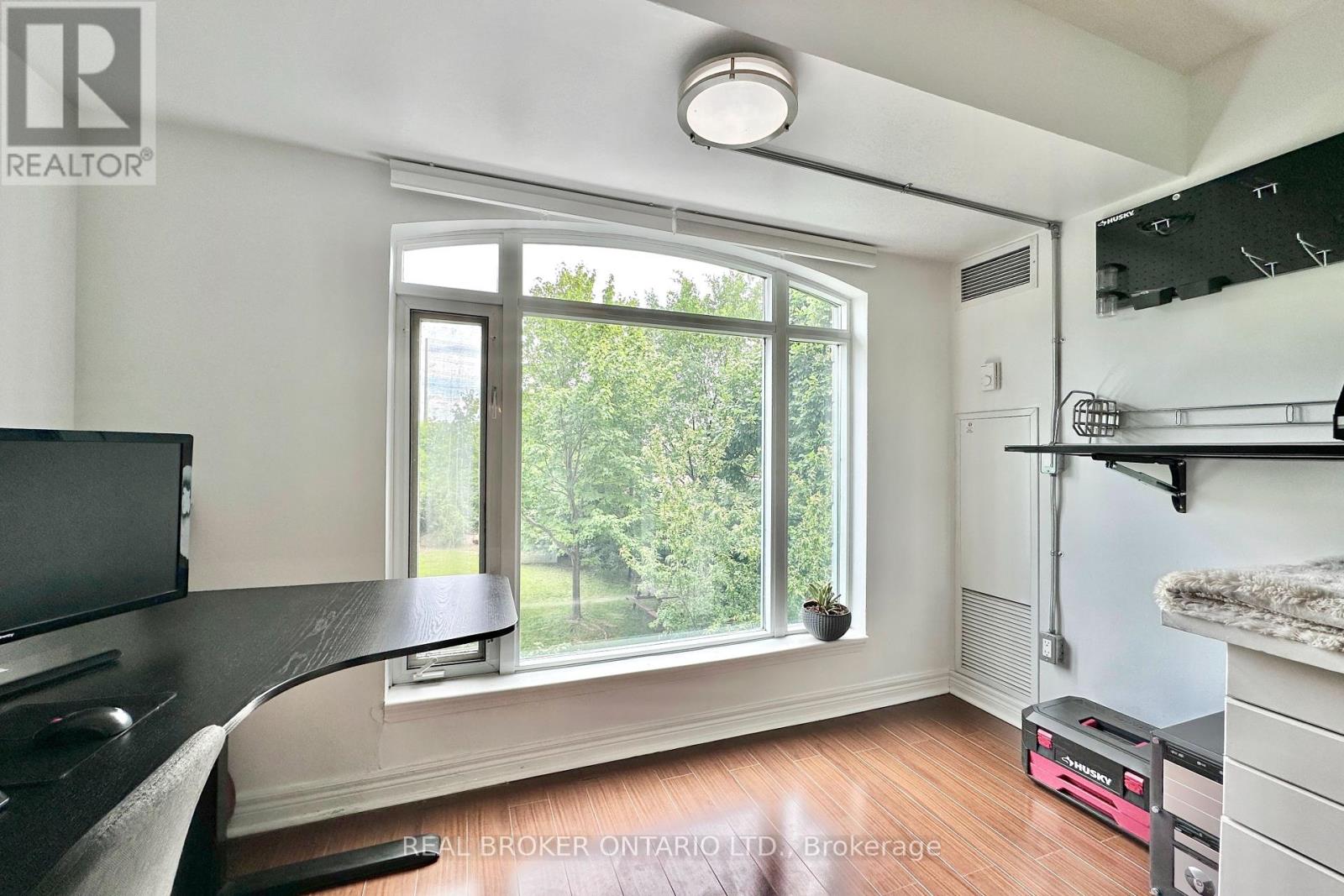 206 - 135 Pond Drive, Markham, Ontario  L3T 7V6 - Photo 11 - N12453032