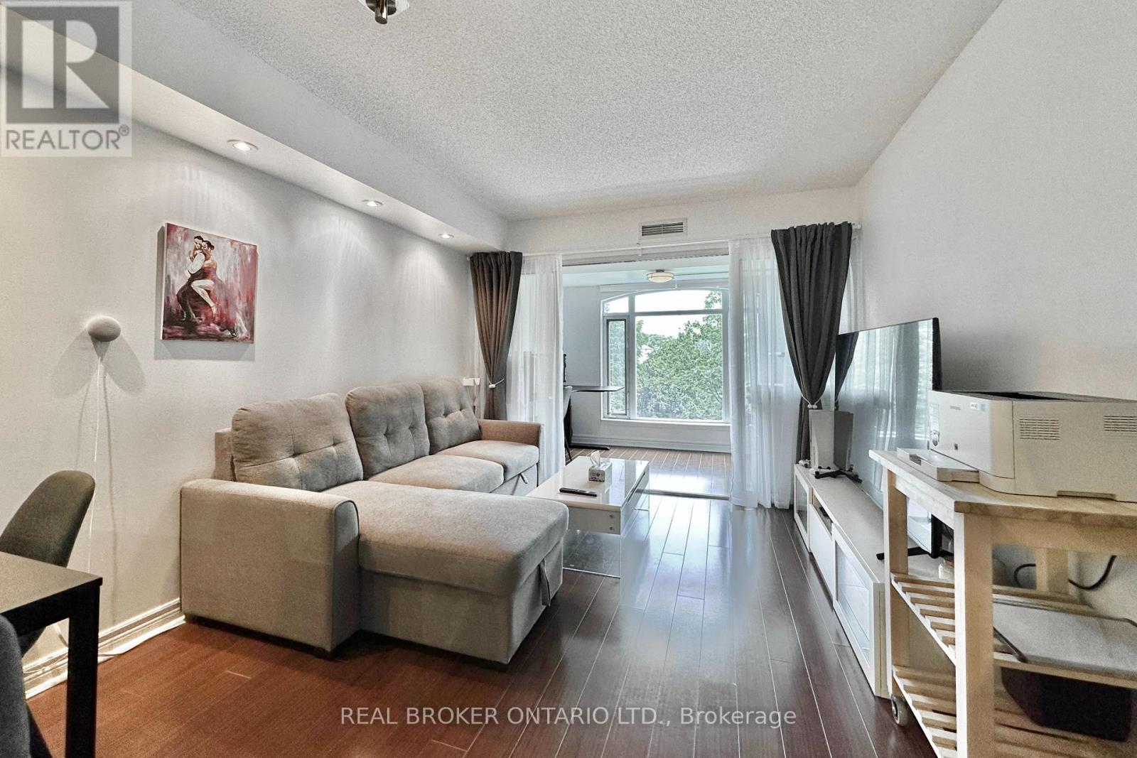 206 - 135 Pond Drive, Markham, Ontario  L3T 7V6 - Photo 7 - N12453032