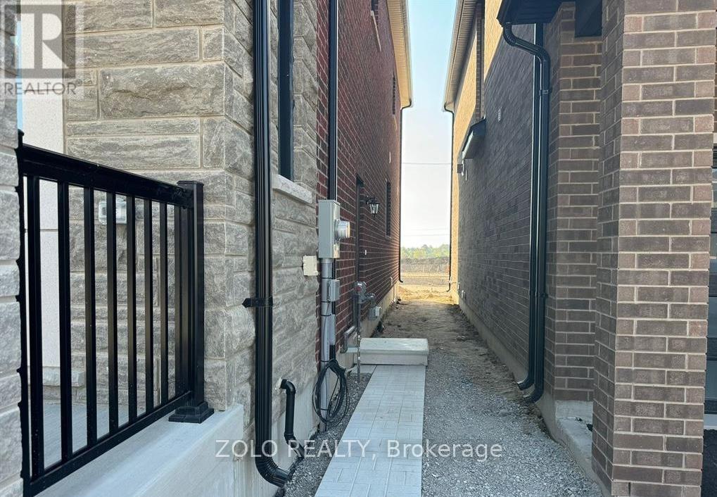 Lower - 77 Suzuki Street, Barrie, Ontario  L9J 0Y7 - Photo 2 - S12452987