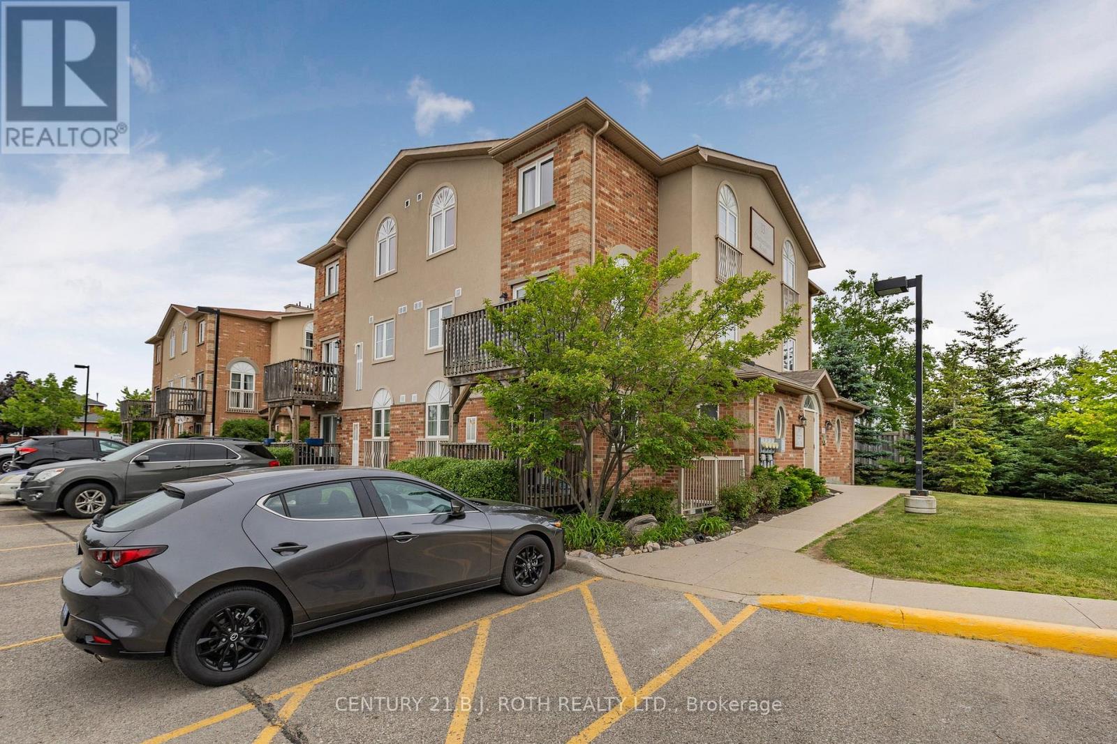 7 - 13 Cheltenham Road, Oro-Medonte, Ontario  L4M 0E7 - Photo 2 - S12452998