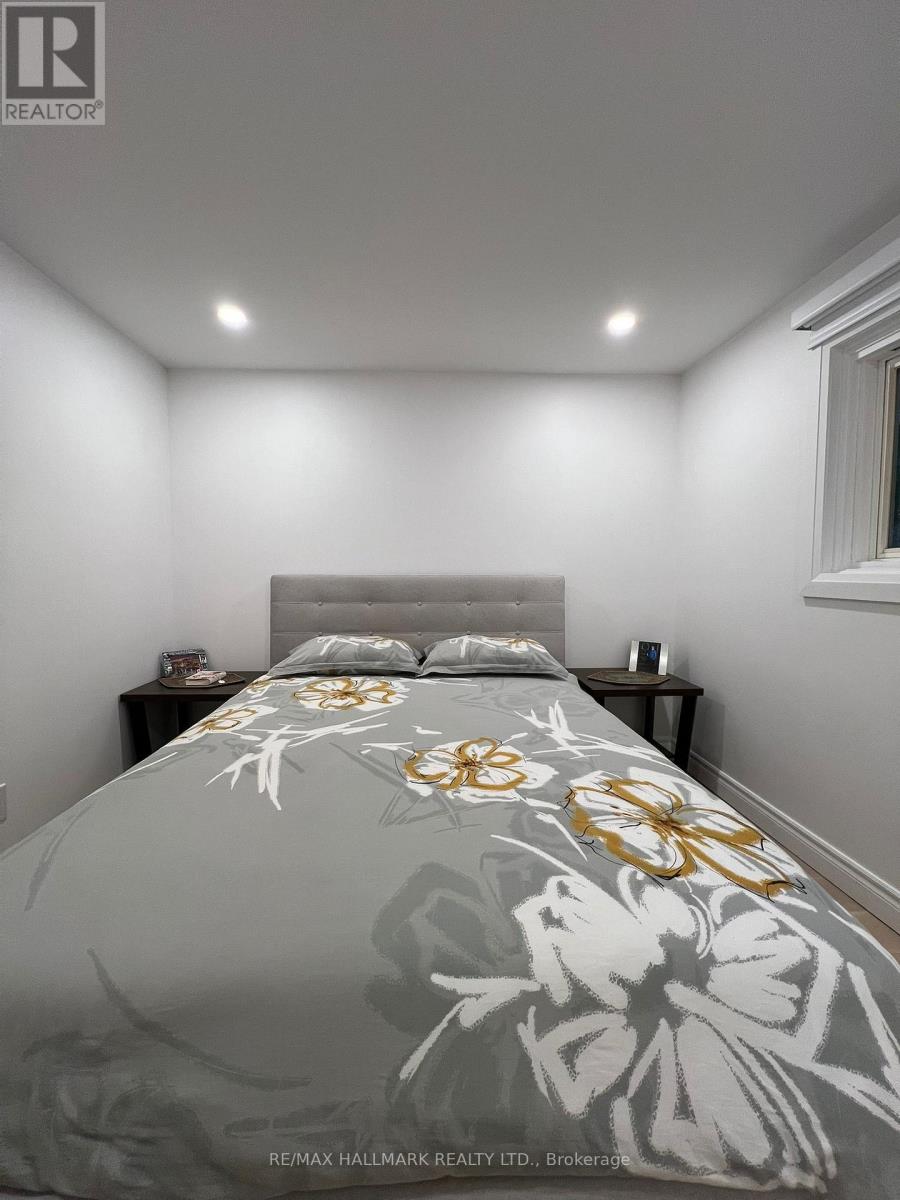 6 Wiles Court, Aurora, Ontario  L4G 3N5 - Photo 49 - N12451990
