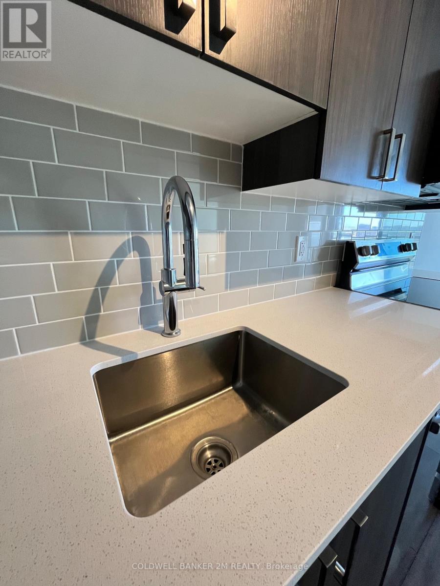 1007 - 1455 Celebration Drive, Pickering, Ontario  L1W 1L8 - Photo 6 - E12452726