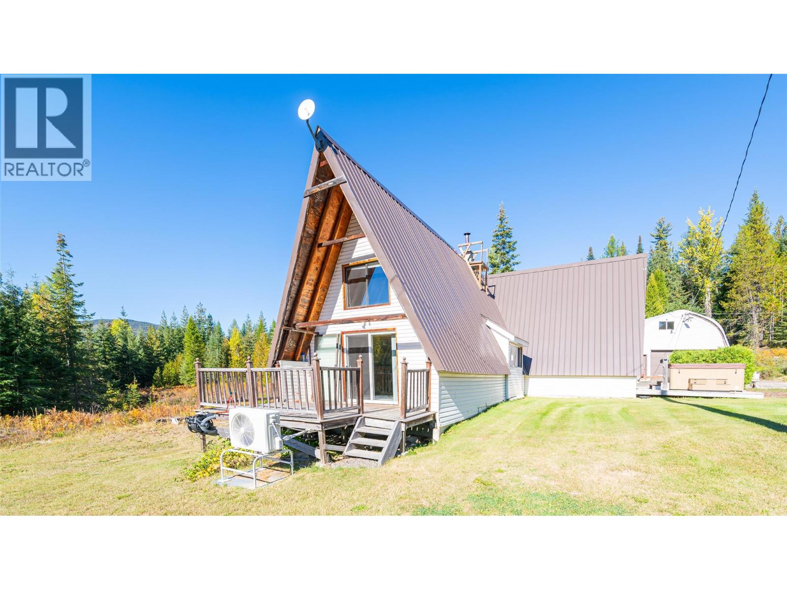 7698 3 Highway, Yahk, British Columbia  V0B 2P0 - Photo 14 - 10365419