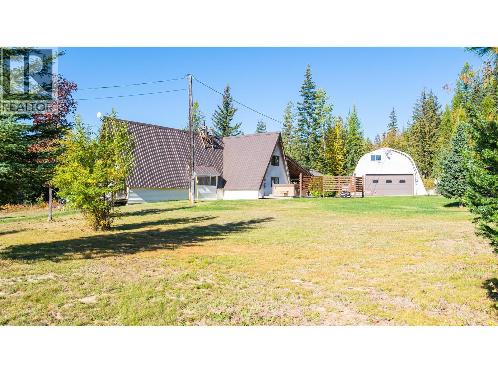 7698 3 Highway, Yahk, British Columbia  V0B 2P0 - Photo 21 - 10365419