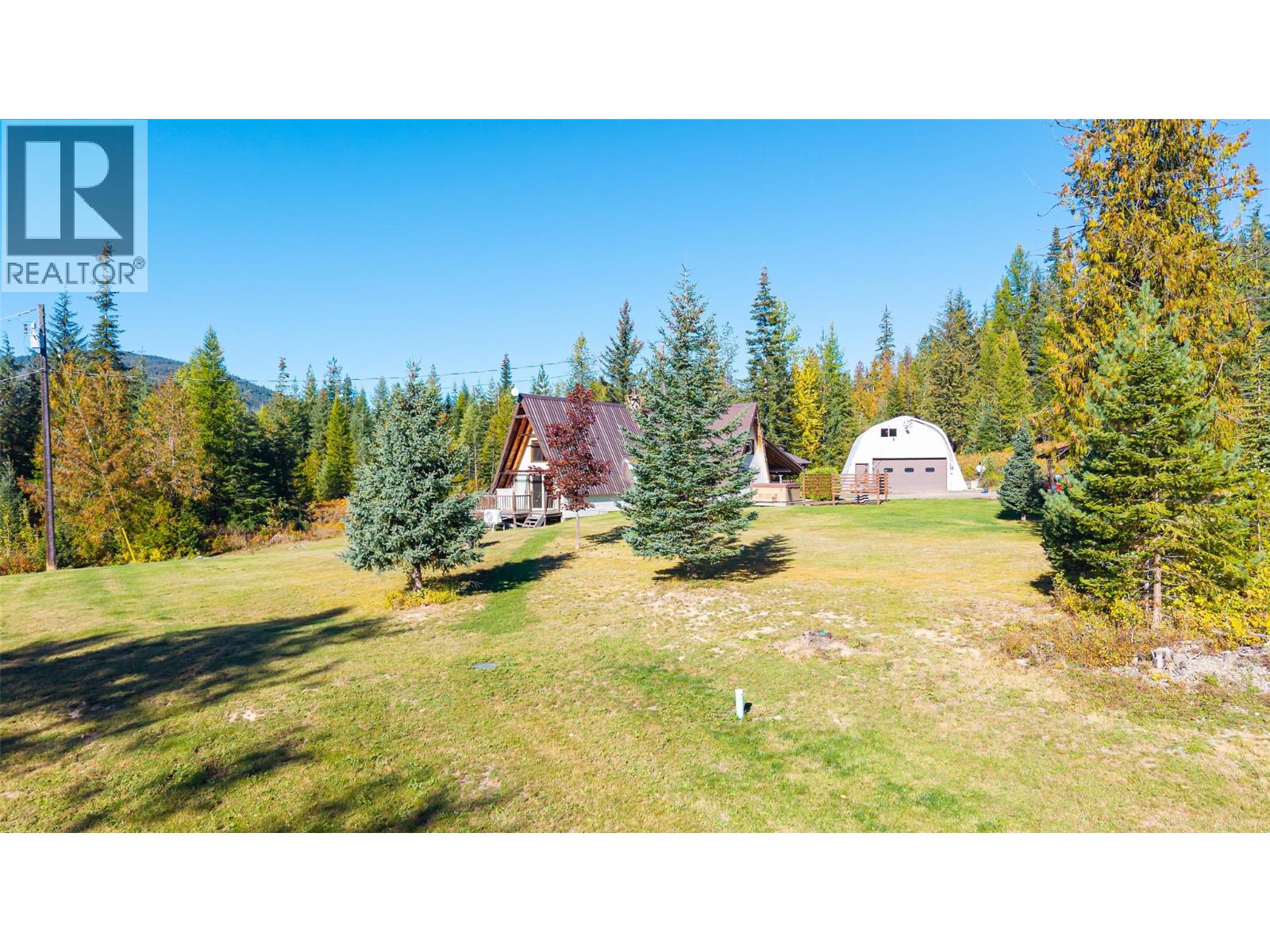 7698 3 Highway, Yahk, British Columbia  V0B 2P0 - Photo 29 - 10365419