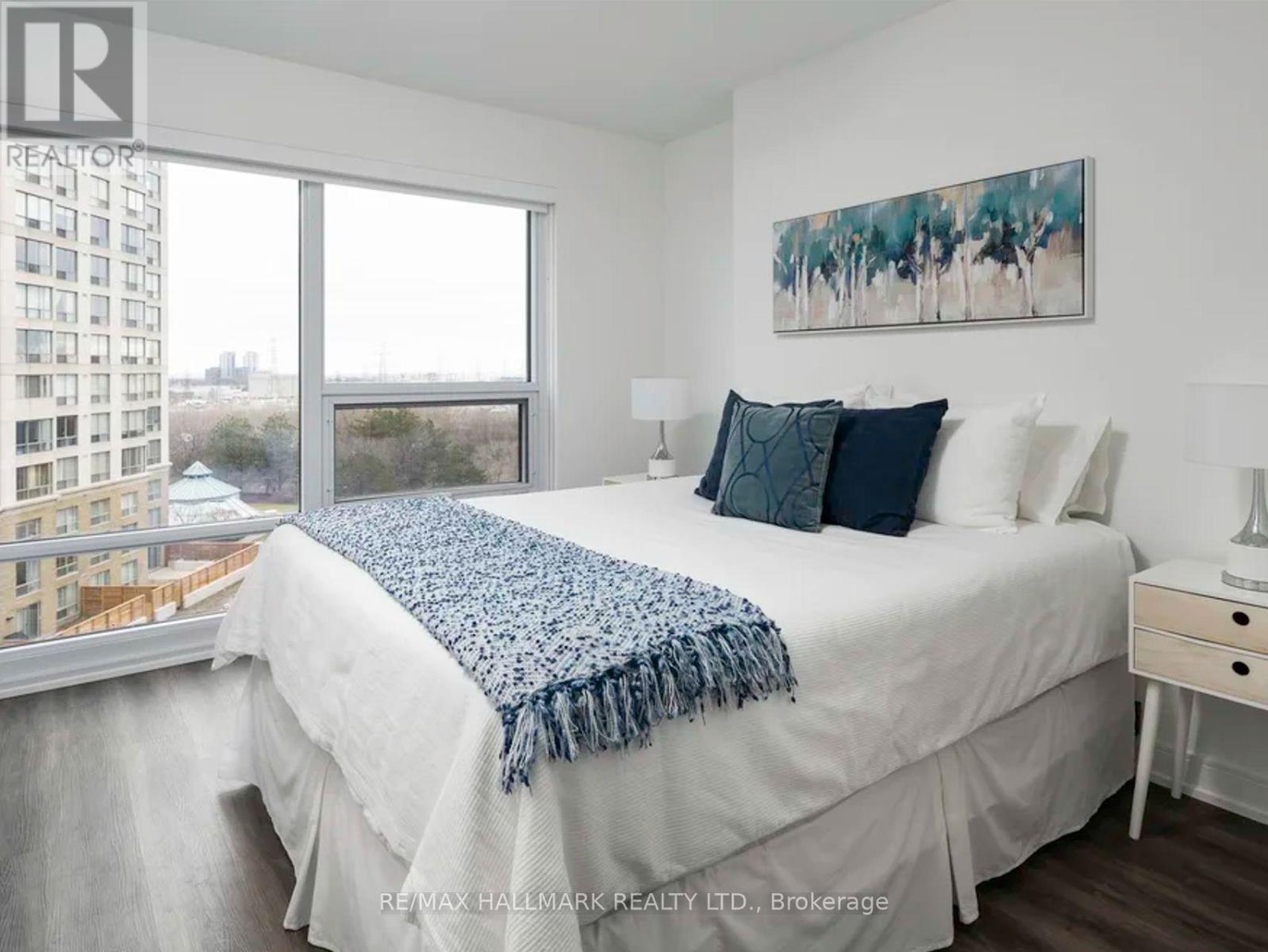 1509 - 20 Samuel Wood Way, Toronto, Ontario  M9B 1B1 - Photo 5 - W12452972