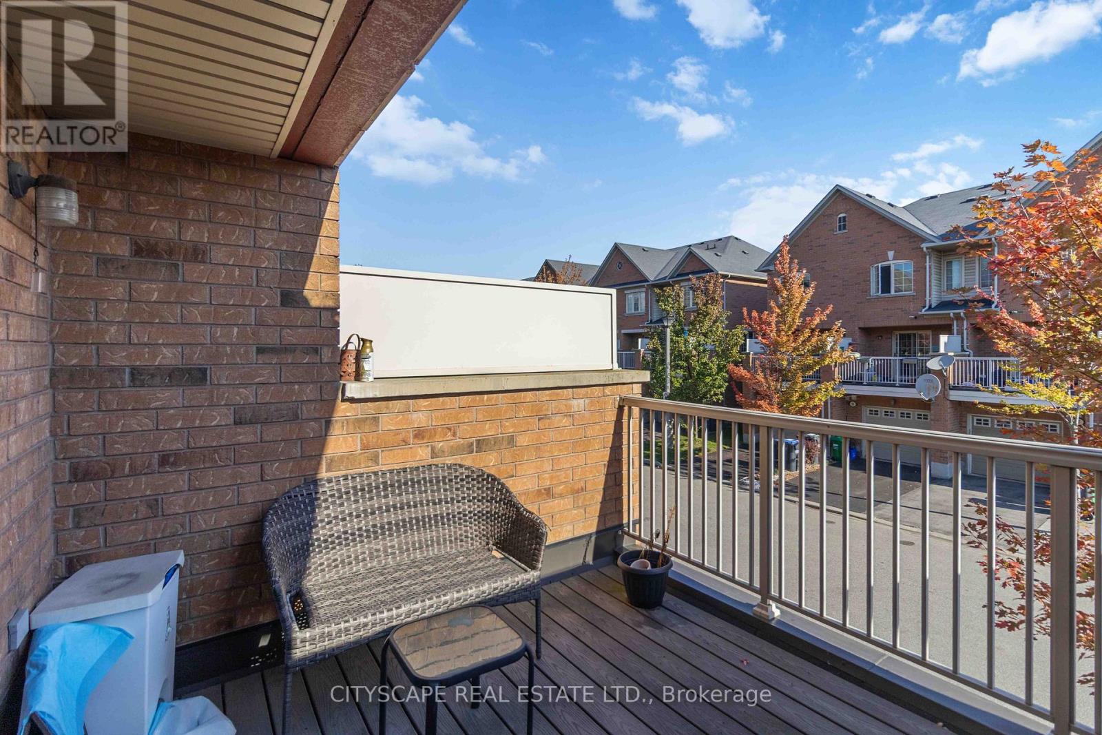40 Peach Drive, Brampton, Ontario  L6R 0W6 - Photo 26 - W12452979