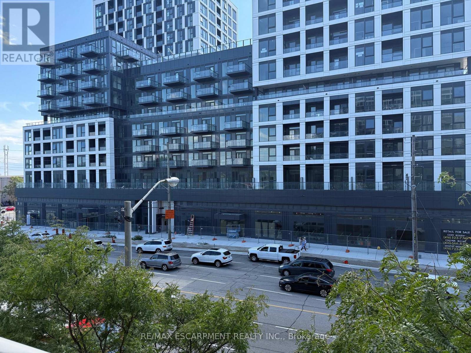 312 - 1040 THE QUEENSWAY, Toronto, Ontario