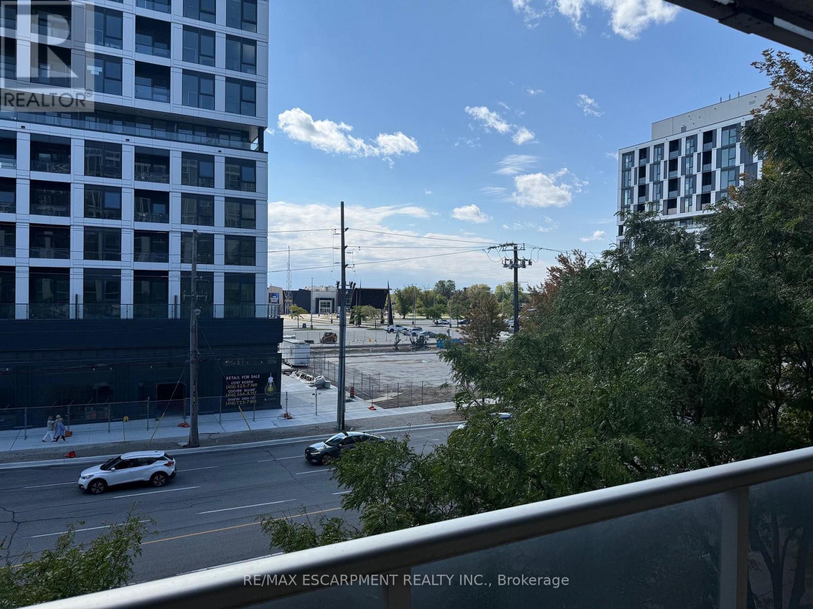 312 - 1040 The Queensway, Toronto, Ontario  M8Z 0A7 - Photo 3 - W12452994