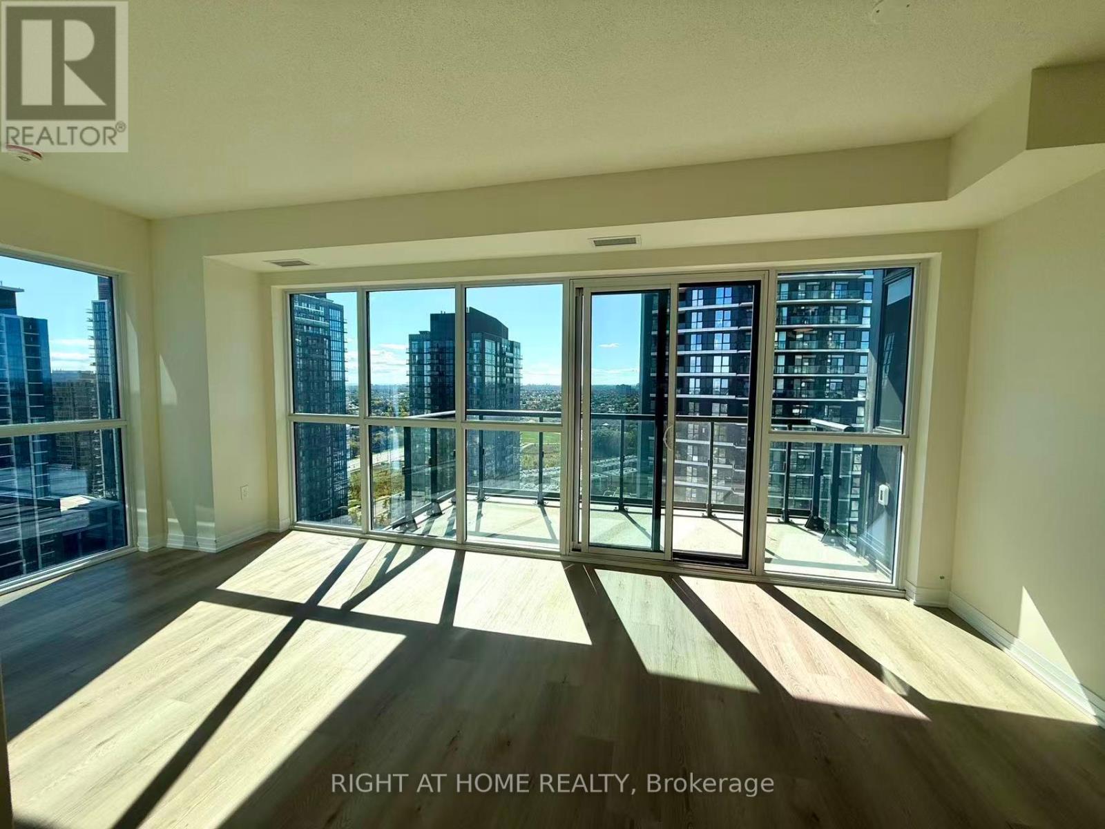 1804 - 15 Watergarden Drive, Mississauga, Ontario  L5R 0H4 - Photo 18 - W12453009