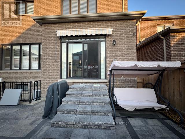 14 Vetch Street, Brampton, Ontario  L6Y 6C2 - Photo 19 - W12453011