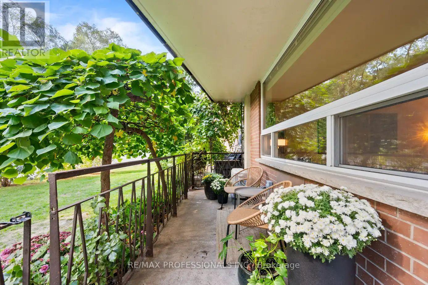4 - 80 Coe Hill Drive, Toronto, Ontario  M6S 3C9 - Photo 25 - W12453015