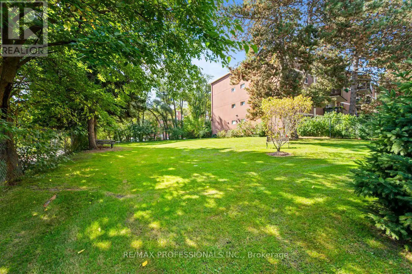 4 - 80 Coe Hill Drive, Toronto, Ontario  M6S 3C9 - Photo 33 - W12453015