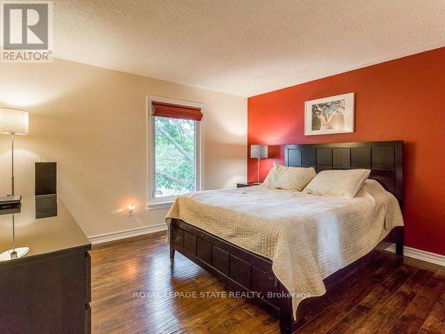 Main & Upper - 1004 Elizabeth Place, Oakville, Ontario  L6H 3H8 - Photo 9 - W12453024