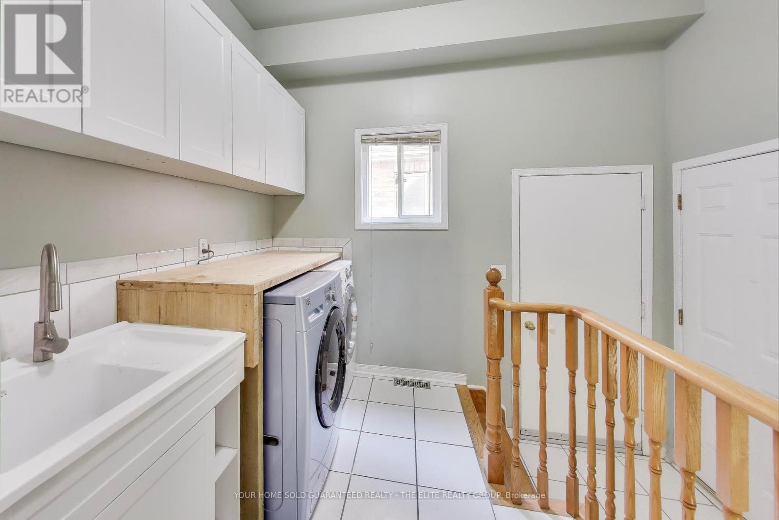 283 Van Kirk Drive, Brampton, Ontario  L7A 1M3 - Photo 6 - W12453028
