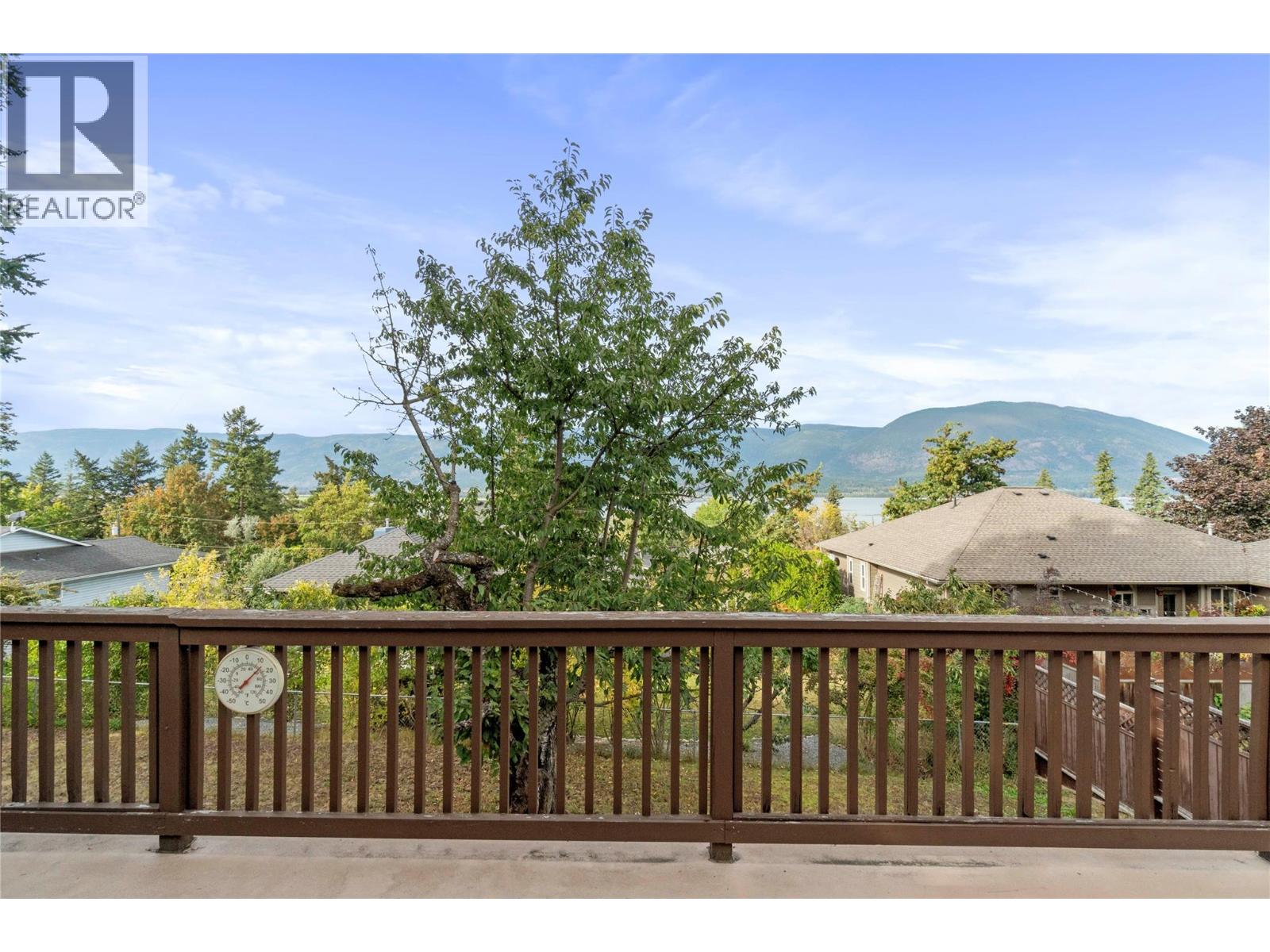 1961 17 Street Ne, Salmon Arm, British Columbia  V1E 3Z4 - Photo 28 - 10364763
