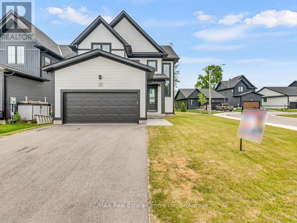 9 - 297 WHITING STREET, Ingersoll, Ontario