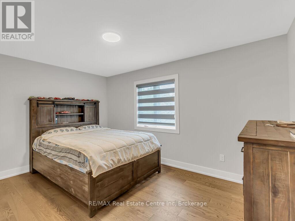 9 - 297 Whiting Street, Ingersoll, Ontario  N5C 0E6 - Photo 21 - X12453045