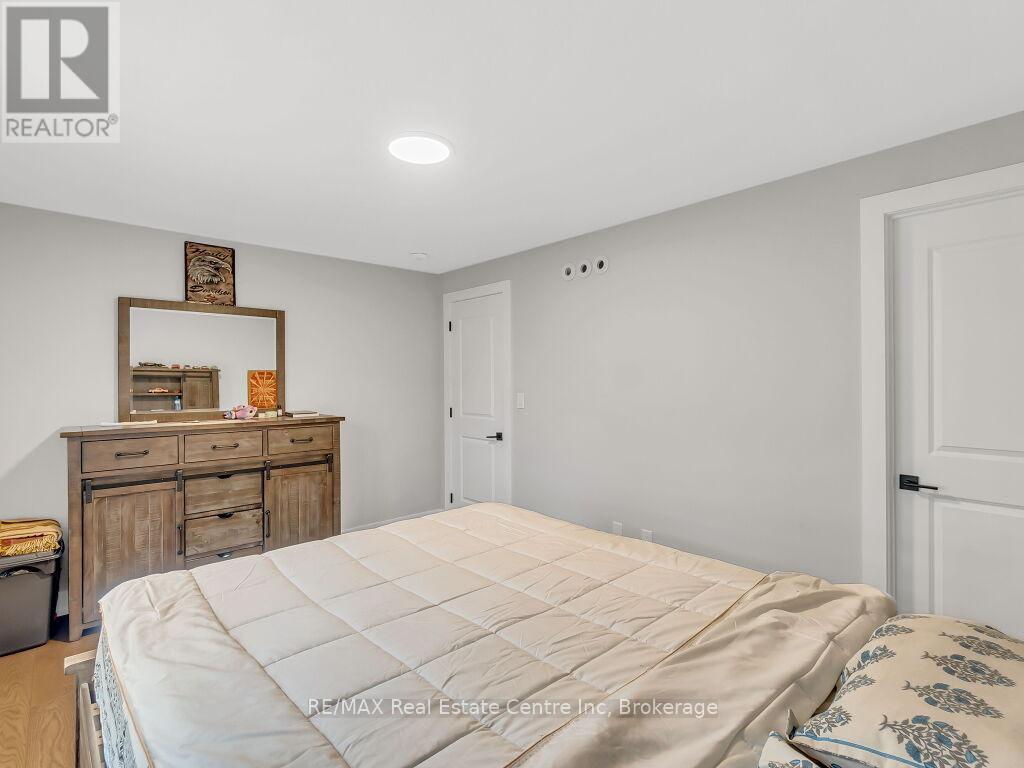 9 - 297 Whiting Street, Ingersoll, Ontario  N5C 0E6 - Photo 23 - X12453045