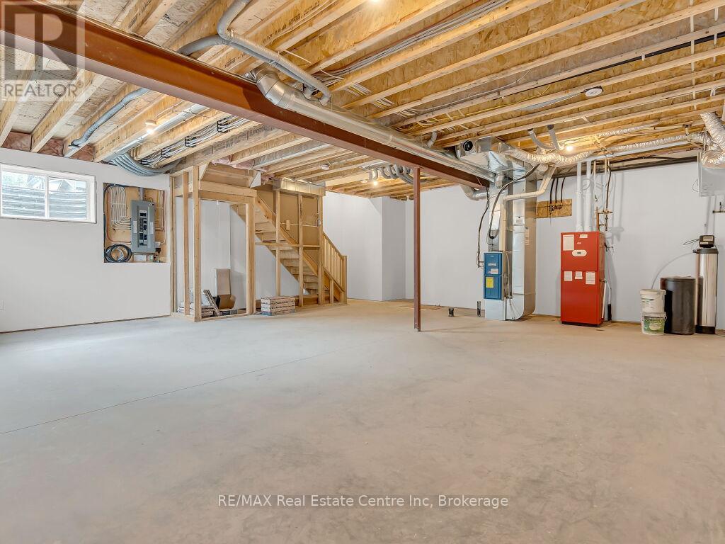 9 - 297 Whiting Street, Ingersoll, Ontario  N5C 0E6 - Photo 29 - X12453045