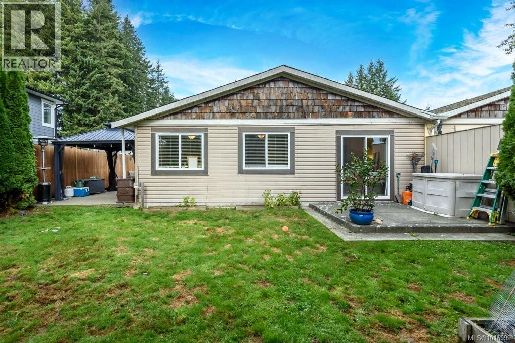B 1750 15th St, Courtenay, British Columbia  V9N 2C2 - Photo 29 - 1016099