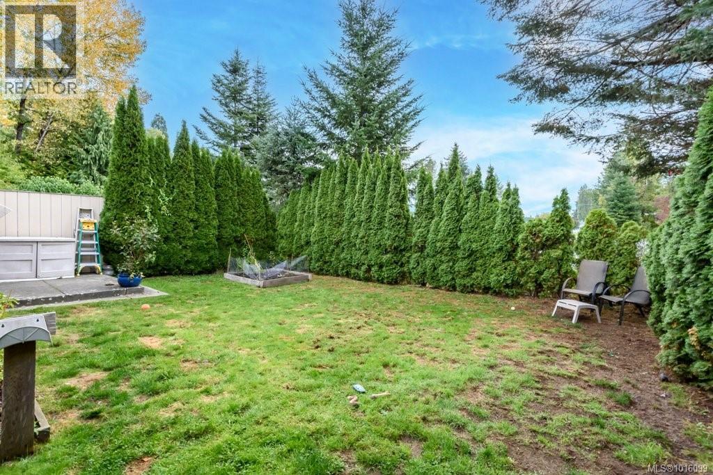 B 1750 15th St, Courtenay, British Columbia  V9N 2C2 - Photo 32 - 1016099
