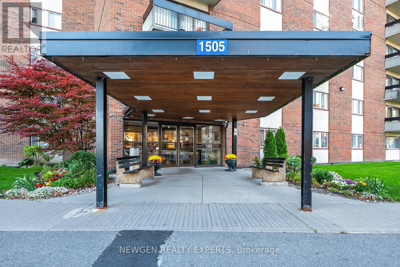 915 - 1505 Baseline Road, Ottawa, Ontario  K2C 3L4 - Photo 2 - X12453012