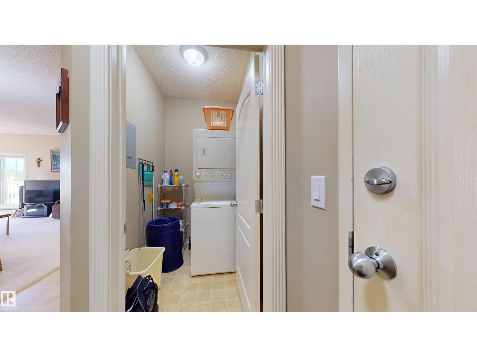 #227 16807 100 Av Nw, Edmonton, Alberta  T5P 4A6 - Photo 3 - E4461389